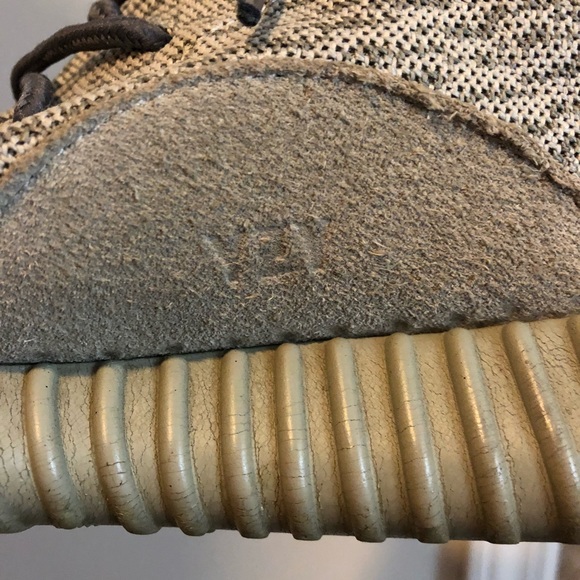 Authentic Yeezy Boost (First Edition) - Picture 3 of 6